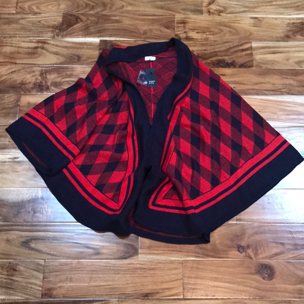 Crown and Ivy Buffalo Check Poncho